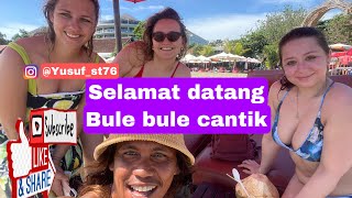 Bule bule cantik rame lagi di Bali #bali #bule #indonesia #dawavessurf