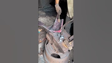 Hand forged bone cutting knife processing #goodtools #short