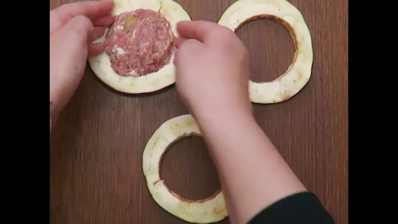 MEDALHÃO DE BERINJELA RECHEADA COM CARNE: RECEITA DIFERENTE PARA UM JANTAR ESPETACULAR!