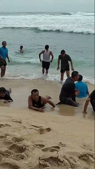 HILING²...WOONNGGGG | #shorts #pantai #indrayanti #gunungkidul #status #wawan_77_chanel