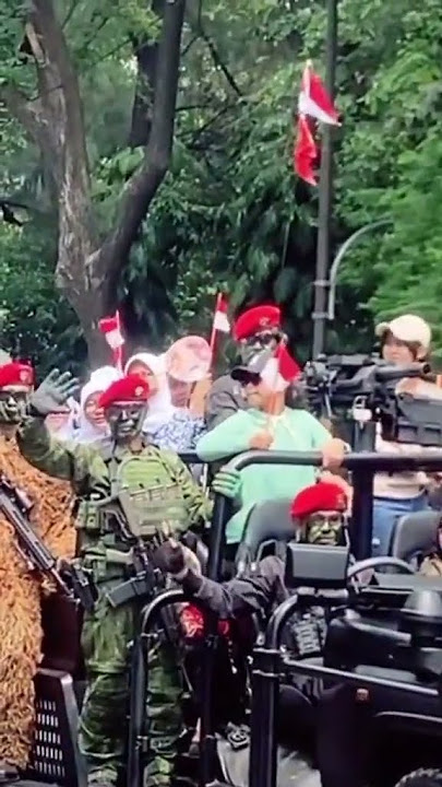 😎💪🏾Komando #news  #tniindonesia🇮🇩 #army #military #huttni