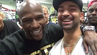 (WOW!) MAYWEATHER & MALIGNAGGI TEAM UP TO CLOWN 'SUCKER' MCGREGOR; HINT AT SETUP AND STRATEGY TALK