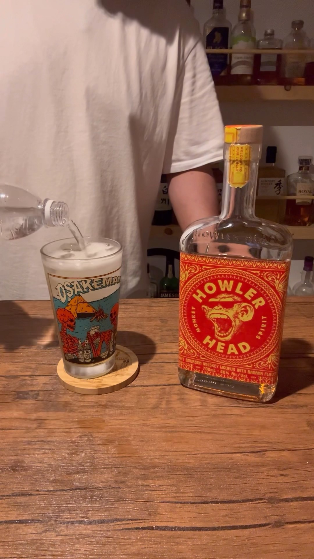 ハウラーヘッド★バーボン ウイスキー リキュール バナナフレーバー 超希少 ハウラーヘッド HOWLER HEAD バナナフレーバーウイスキー