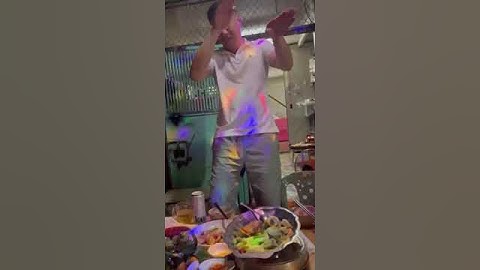 Dự tất niên xóm hộ