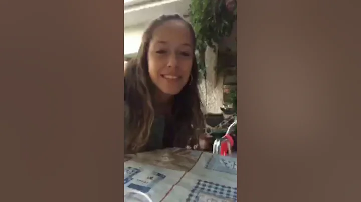 Irene Ferreiro and Ruth Bosser Capell live Instagr...
