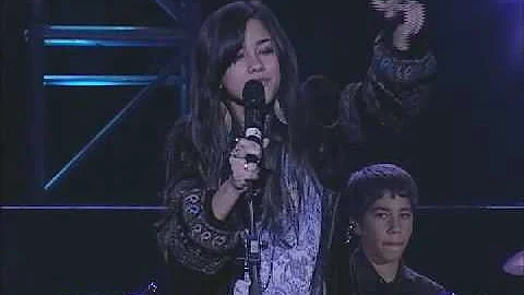 Seychelle Gabriel & Family playing "Carroll Magee"