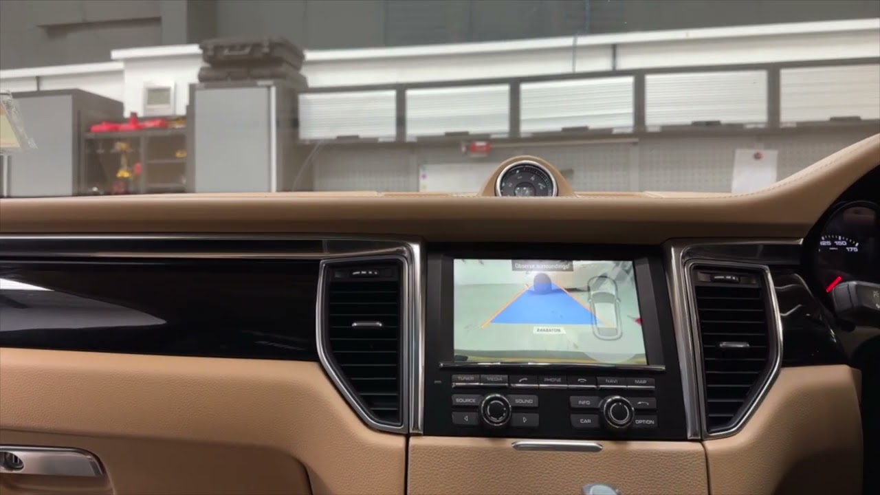 PORSCHE WIRELESS APPLE CARPLAY & ANDROID AUTO INTEGRATION RETAINING FACTORY SCREEN AND FUNCTIONS