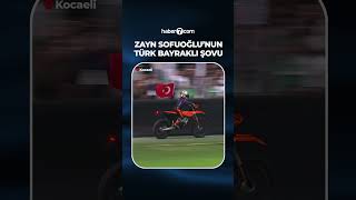 Zayn Sofuoğlu'ndan motosiklet şovu
