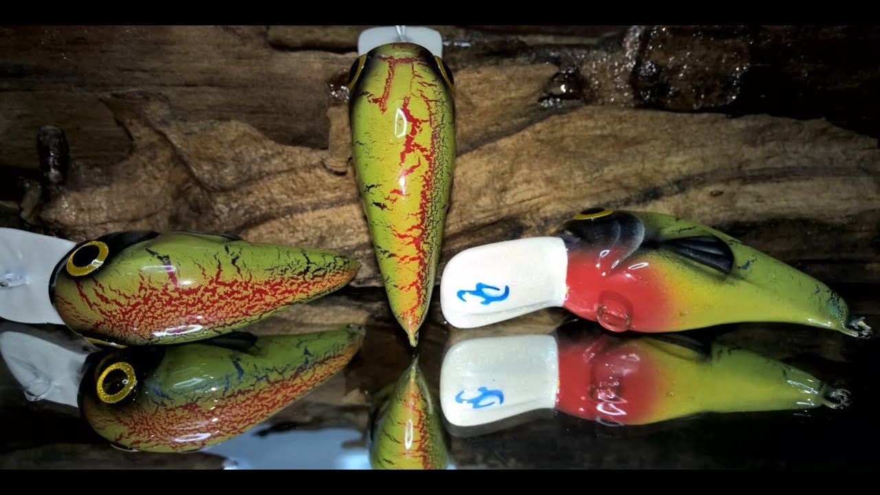 How to paint the crackle effect, on a crank bait body 