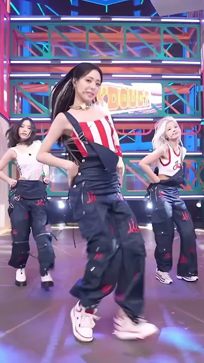 yuna's cake part is so iconic omg #itzy #yuna #cake #viral #fyp