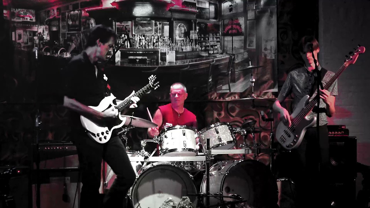 Watch Jason Wells Band "Ruby Can Fly" Slippery Noodle Inn 2021 on YouTube Watch Jason Wells Band "Ruby Can Fly" Slippery Noodle Inn 2021 on YouTube
