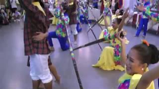 Филиппинский танец . Fhilipino dance with bamboo sticks.