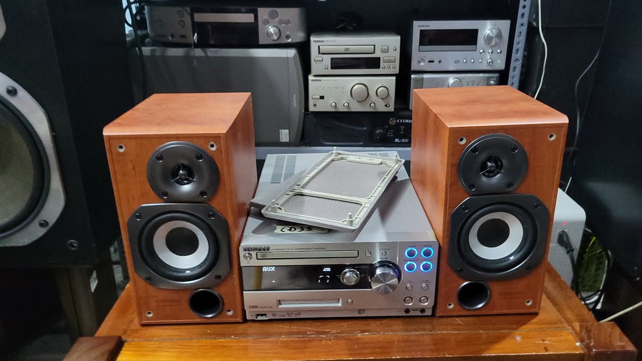 Kenwood UDA 77 stereo system for bedroom or tea room music