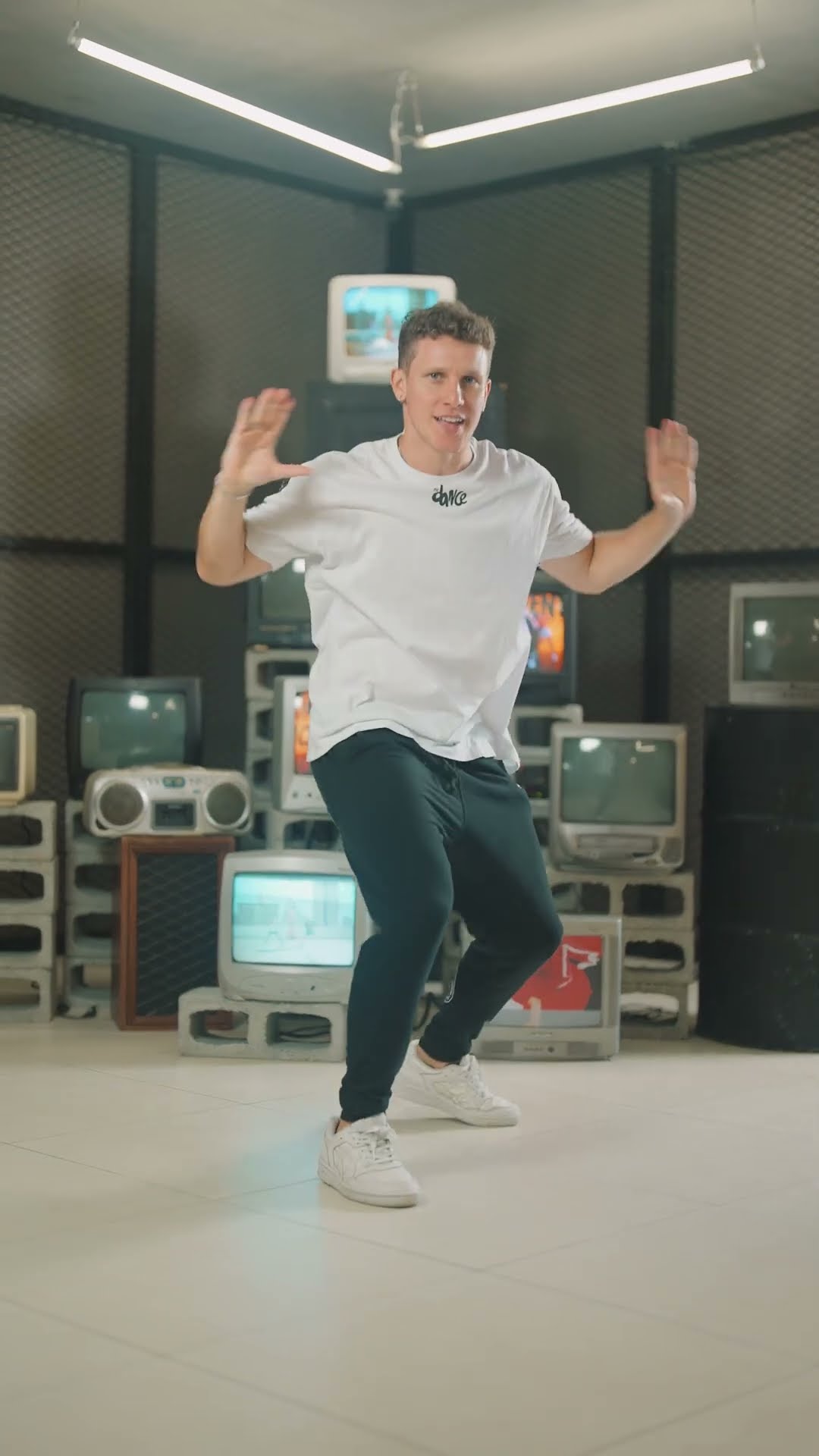 Vocês pediram TROPA DO ORUAM, e o @Tiagomontalti entregou! ?? | FitDance