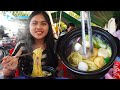 Cambodian Street Food, Eating Battambang Hot Pot Noodle Soup @ Ta Khmao Riverside Park