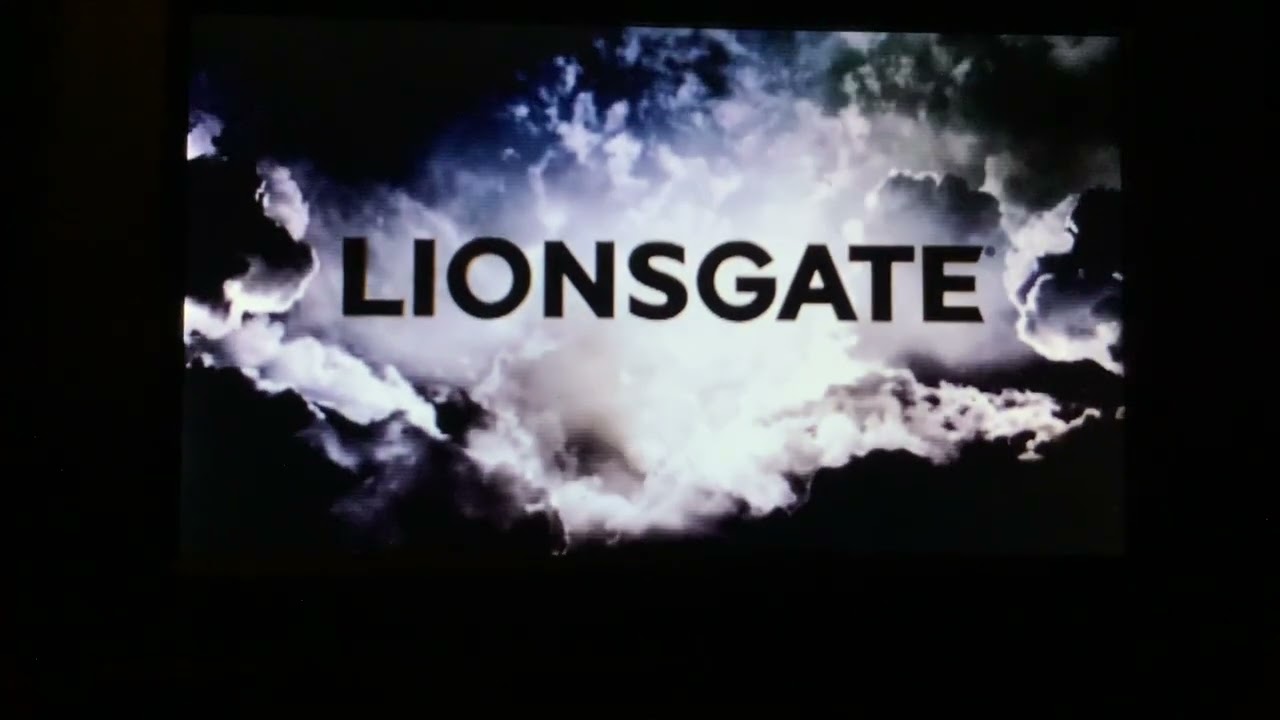 Opening To Gummibar The Yummy Gummy Search for Santa DVD 2012