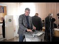 Голосование лидера «Нашей Партии» Ренато Усатого, баллотирующегося на пост примара Бельц.