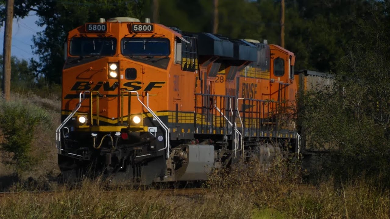 Chasing a BNSF Freight Train through rural Texas - 11/1/25