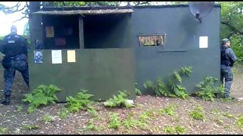 TLD Bangpole & GR20 Flashbang Distraction Device Demo