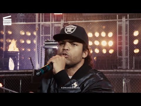 Straight Outta Compton: Riot with the police HD CLIP