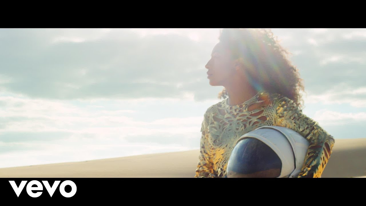 Corinne Bailey Rae - Been To The Moon (Official Video) - YouTube