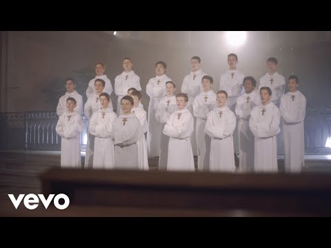 Les Petits Chanteurs à la Croix de Bois - Ave Maria de Caccini (Clip officiel)