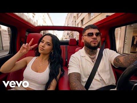 Farruko ft and becky G- me enamore (official lyrics video )