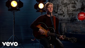 George Ezra - Blame It On Me - Vevo dscvr (Live)
