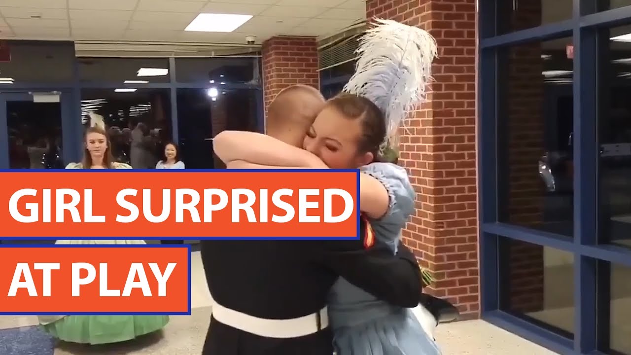 cute videos youtube Girl Surprised At Play Video 2017 | Daily Heart Beat