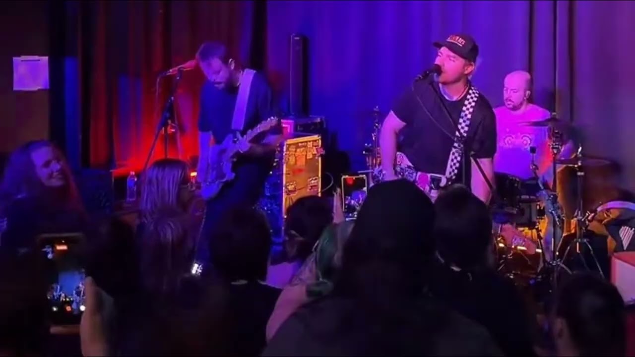 Halfway Down – Dead Inside - Live at PILLLAR Forum (SOLD OUT FULL SET) | Minneapolis, MN