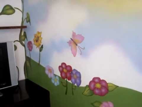 Un jardin para el cuarto de juegos youtube Murales mariposas para cuartos