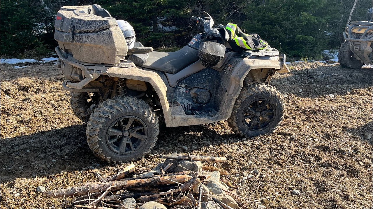 Atv run through thorburn - YouTube