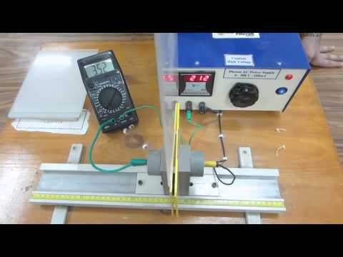 ‪Parallel Plate Capacitor   Dielectric Constant‬‏