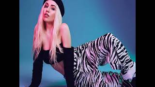 Ava Max - Sweet but Psycho [Official Music Video]