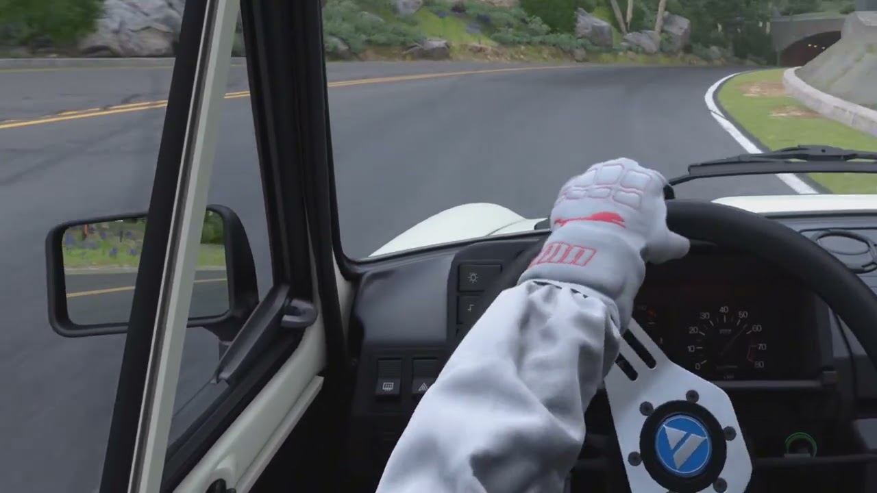 Kırmızı bir şey değiyor dilime