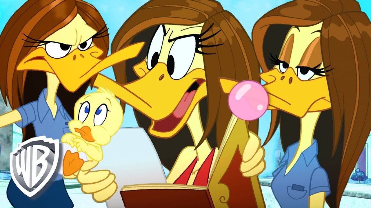 Looney Tunes en Latino | Tina Russo la Fiestera | WB Kids - YouTube