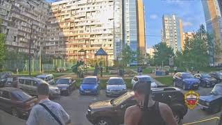 Молодого человека задержали за кражу ружья, медалей и гитары Молодого человека задержали за кражу ружья, медалей и гитары