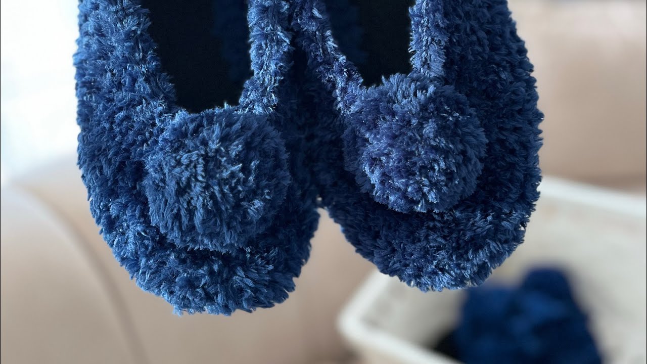 Ev babeti örüyoruz 🤌🏻💙