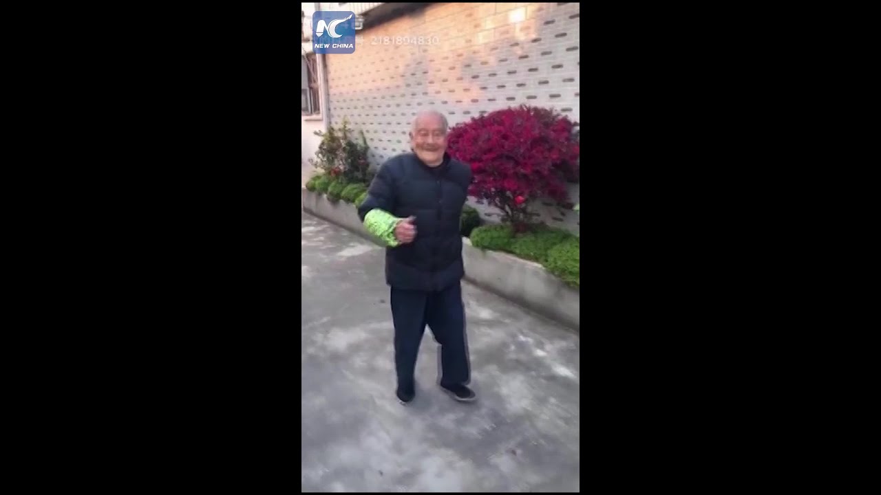 tv kanalları 105-year-old man's dance moves go viral on China's social media