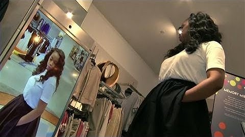 The Fitting Room Goes Digital