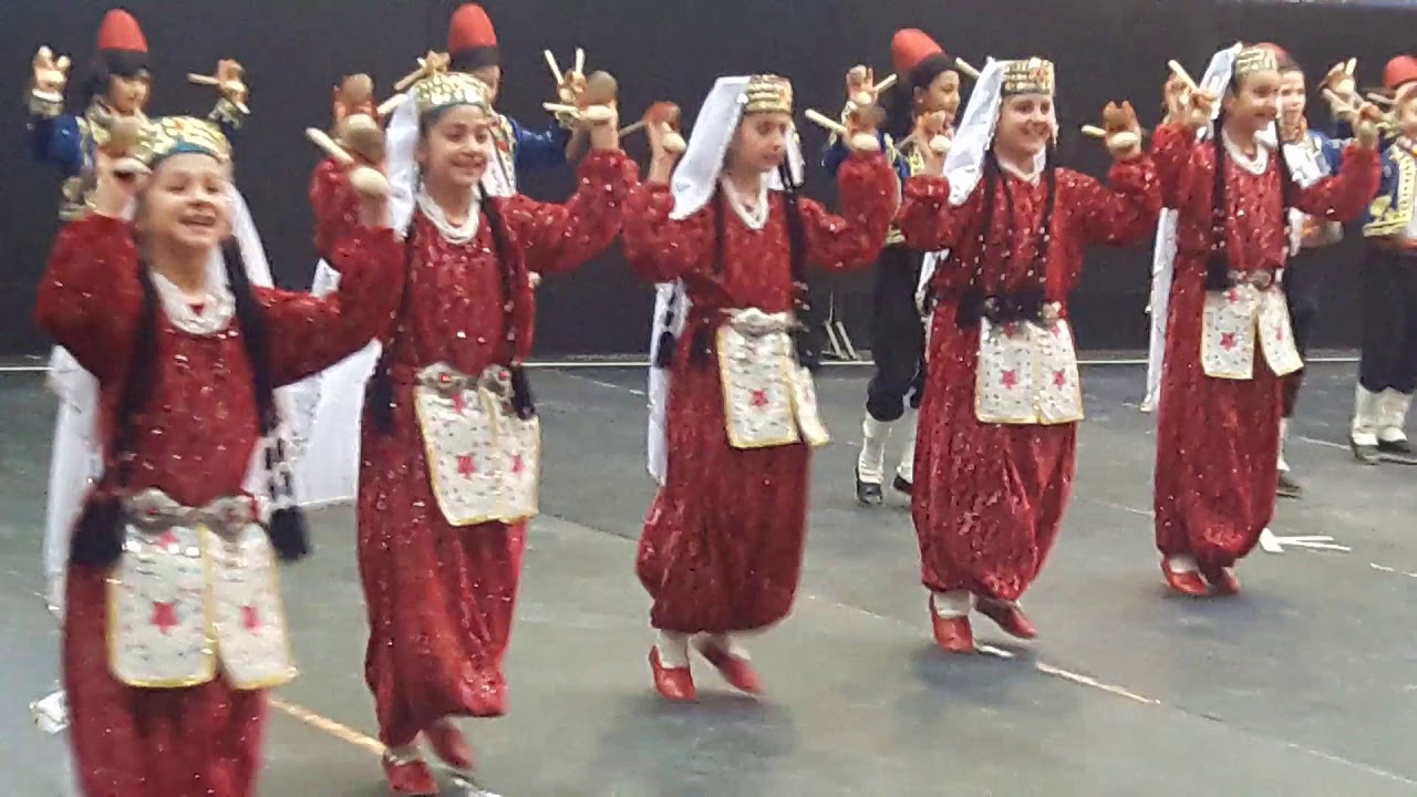 Halk oyunları Konya - YouTube