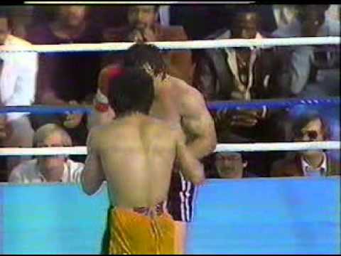 1982-11-13 Ray Mancini vs Duk koo kim