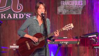 Constance Amiot (2015-06-15) Pub Rickard's
