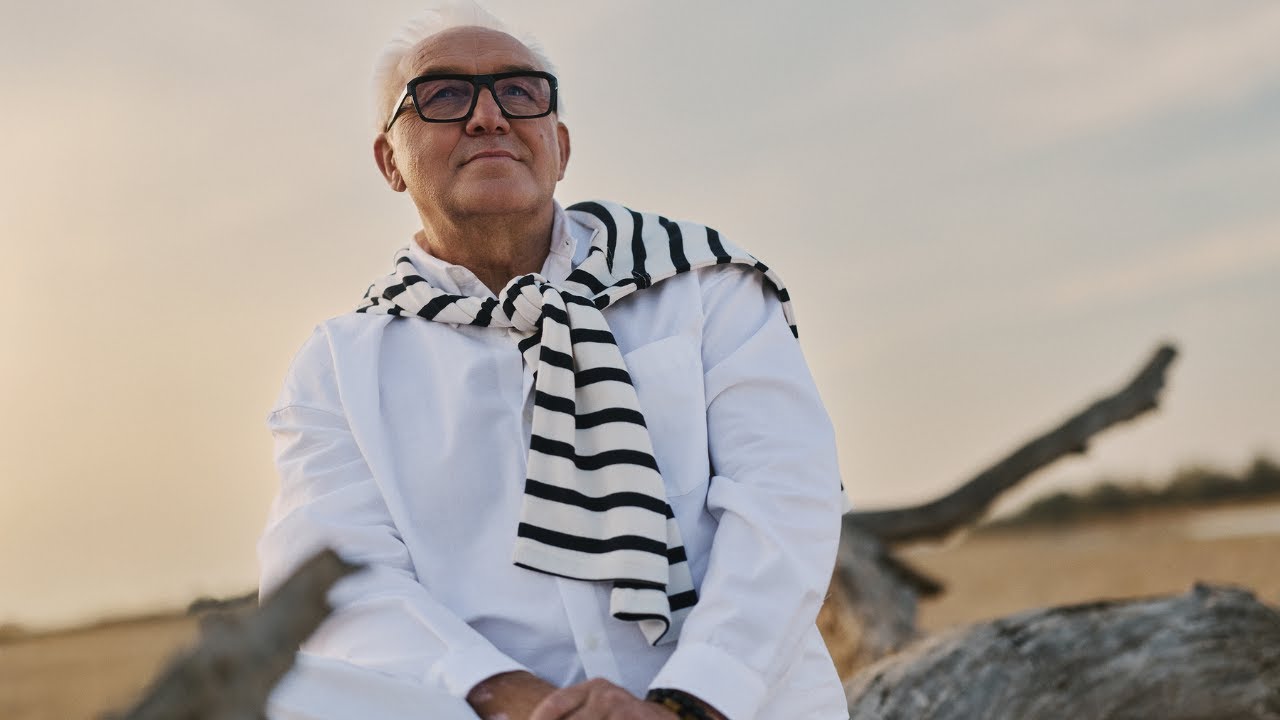 Wojciech Bardowski - Bursztynowa miłość [Official Visualizer]