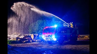 Strohmieten Brand mit ca 50 Strohballen Paaren im Glien