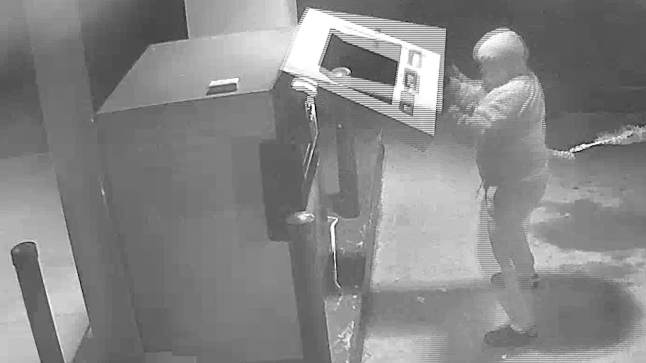 CAUGHT ON CAMERA: Thieves rip off ATM at credit union in Loxley - YouTube