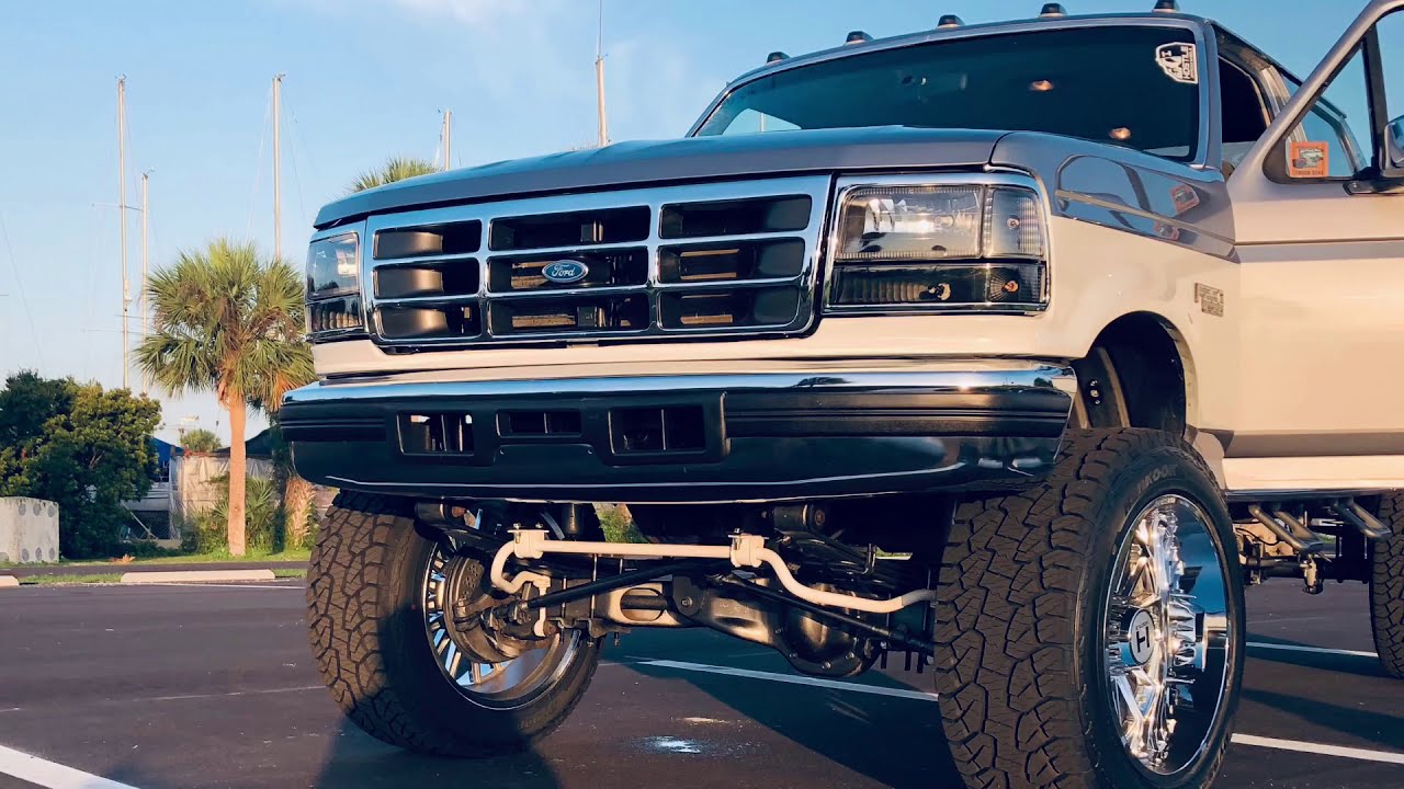 DIY Truck Bed Coating with Paint Roller 