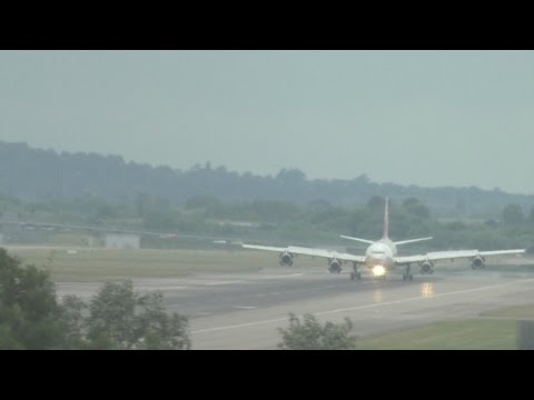 airbus a220 Virgin Atlantic A340-300 Heathrow Airport EGLL Crosswind Landing