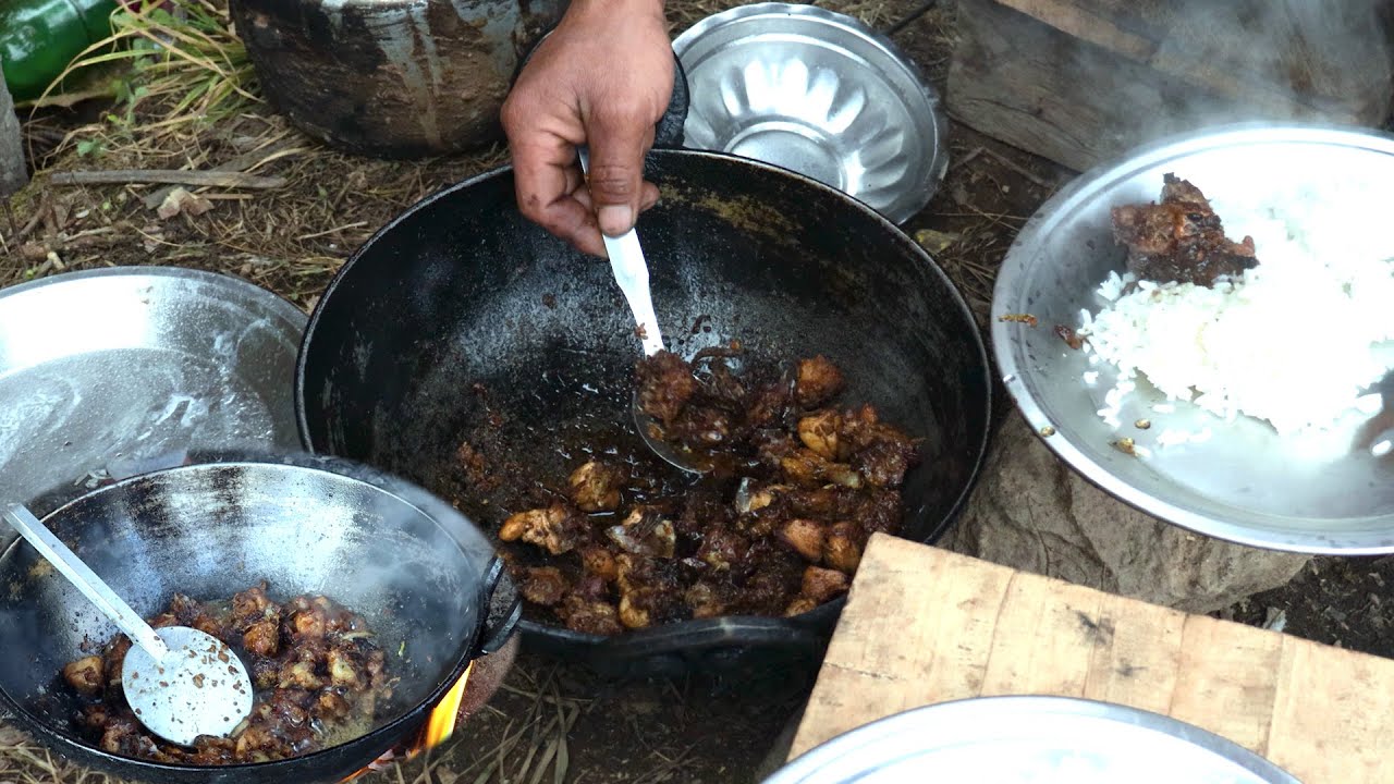 local chicken curry & rice in the village || Nepali village Kitchen ...
