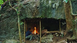 Solo Bushcraft: Return to the old shelter, repair Bushcaft house. Cook and spend the night - P.1